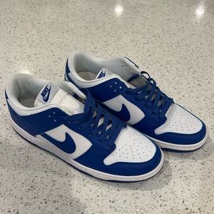 Nike Dunks (KNOCK-OFFS) please read description